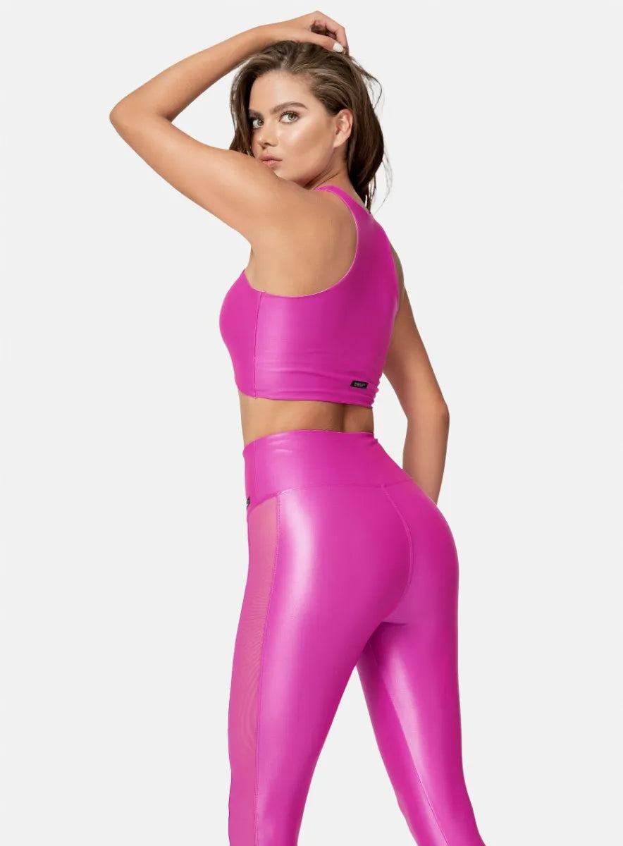 Top leather look